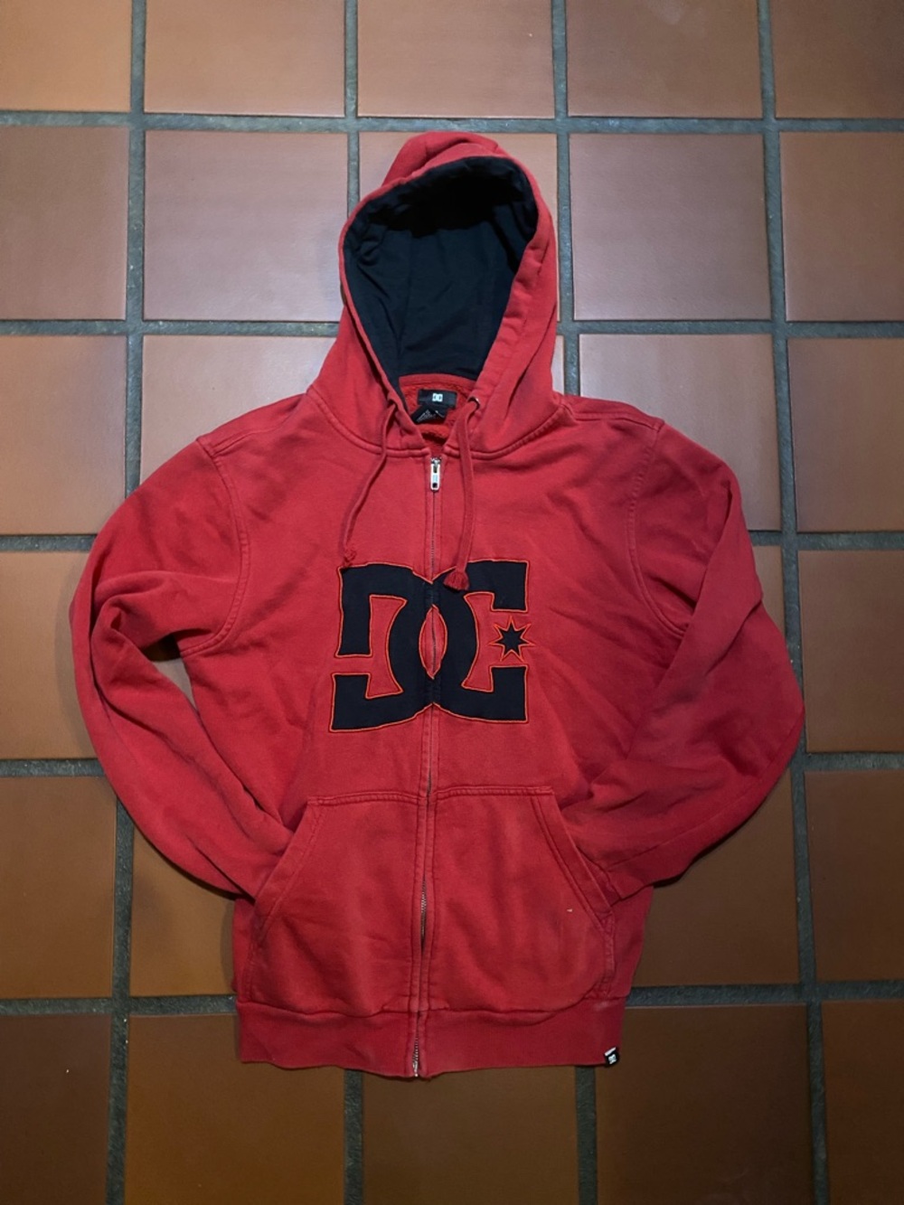 Y2K vintage DC Red Zip-Up Hoodie with Black Logo skater/surfer